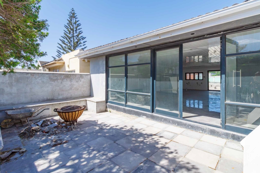 4 Bedroom Property for Sale in Crawford Western Cape